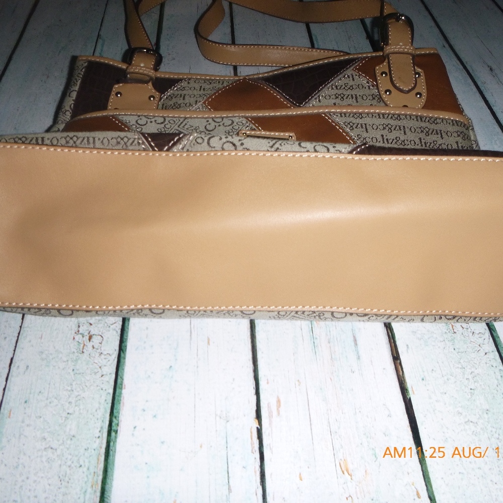 Patchwork Shoulder Bag - Picture 4 of 8