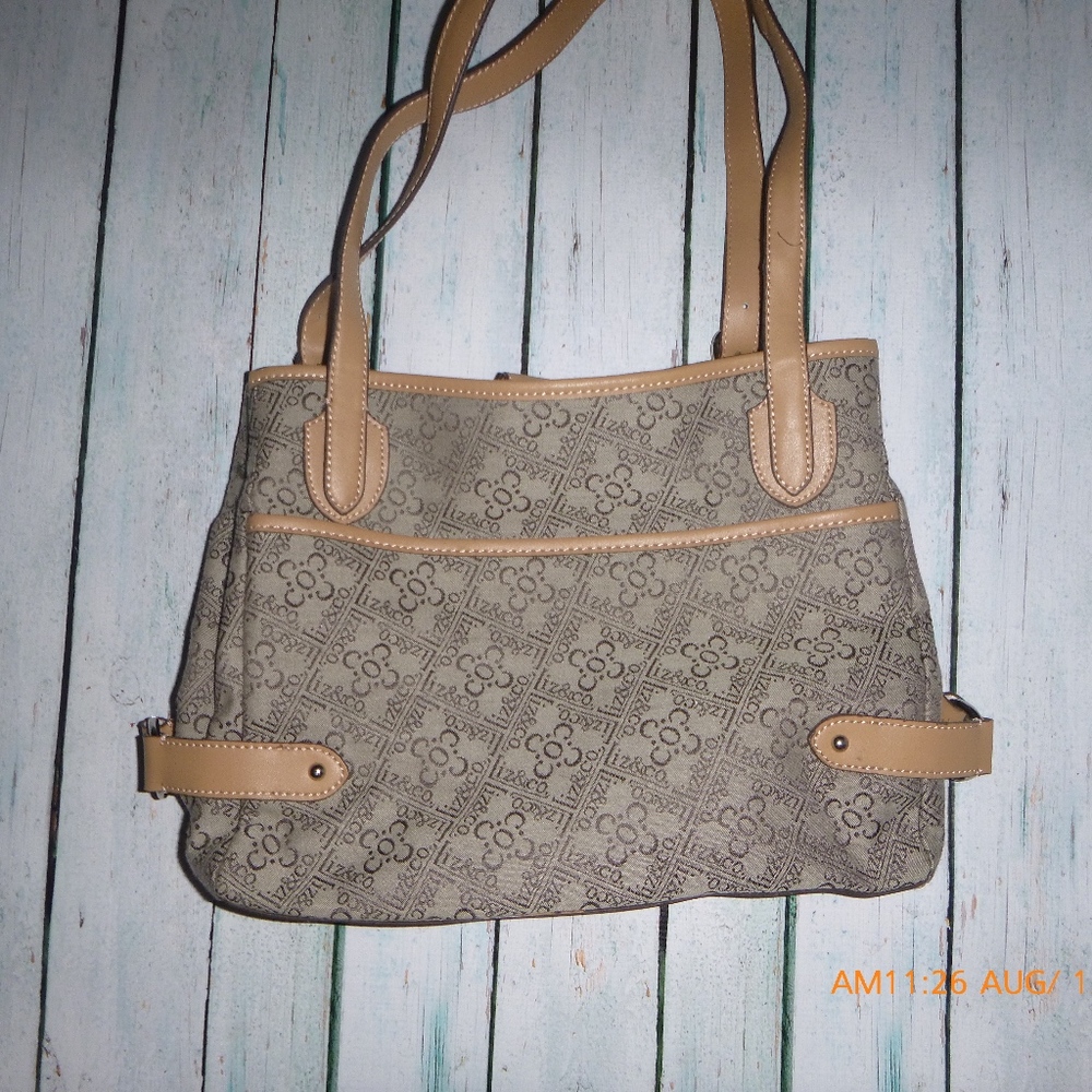 Patchwork Shoulder Bag - Picture 3 of 8