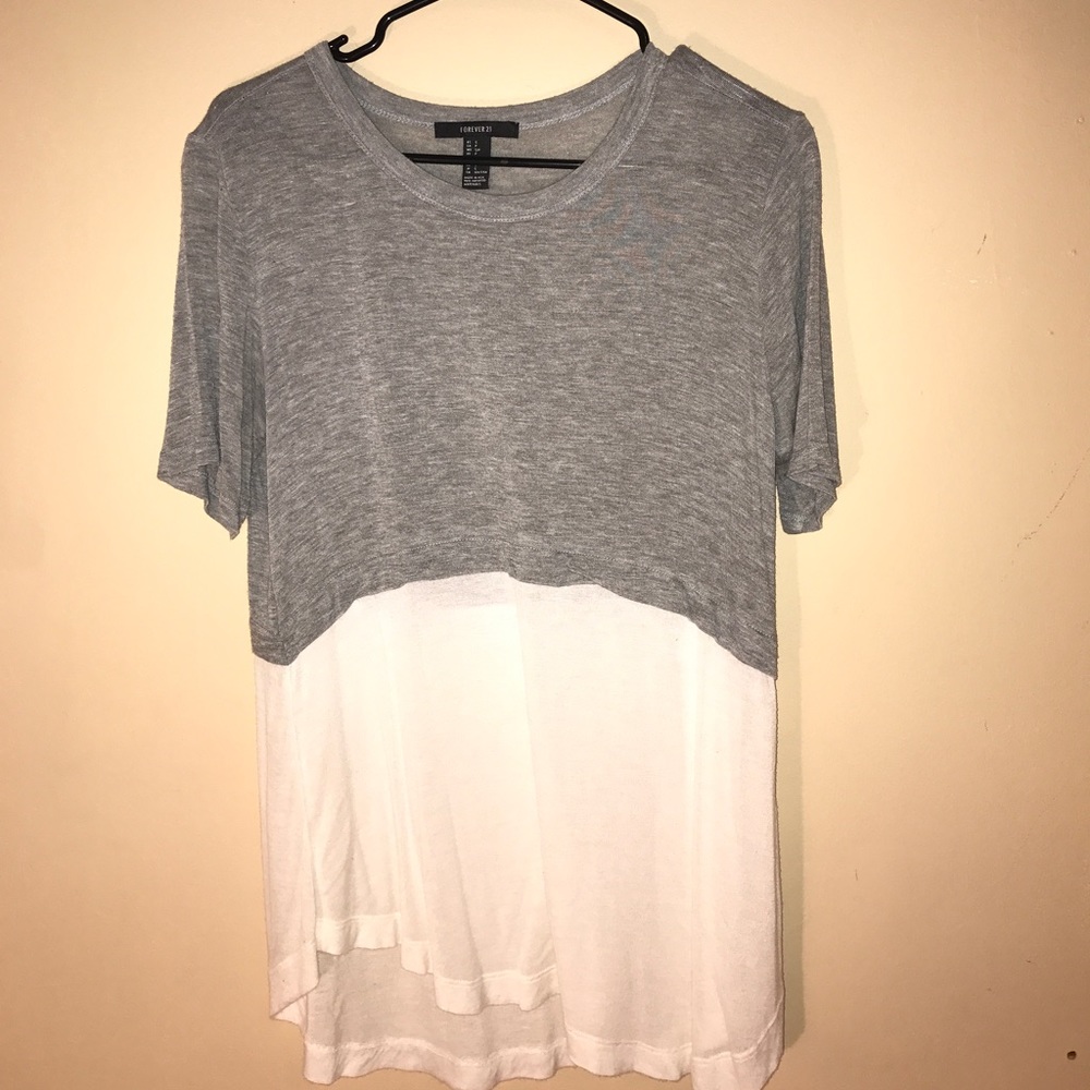 Gray and white tunic top