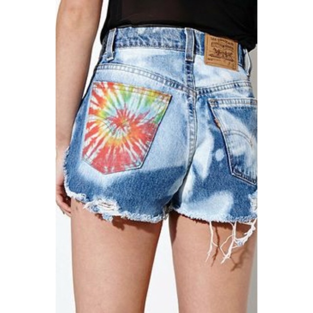 Acid wash shorts with tie dyed back pocket