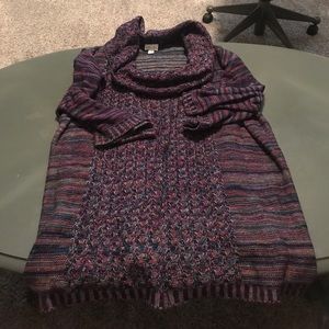 Scoop neck sweater