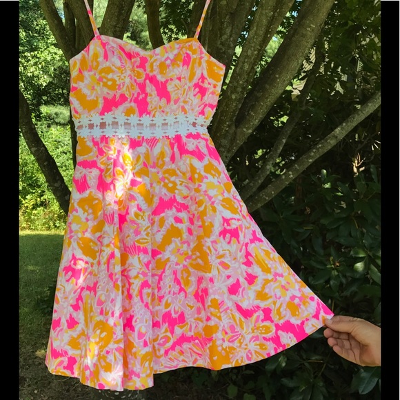 🌺Lilly Pulitzer sundress!!! - Picture 2 of 7