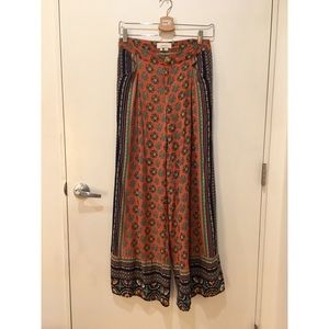 Breezy wide legged Anthro pant! ✨