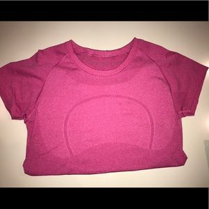Lululemon swiftly tech short sleeve