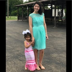 David's Bridal Bridesmaid Dress Style F17019 Size4