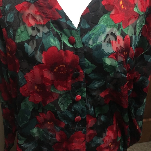 Vintage Victoria's Secret night shirt - Picture 5 of 7