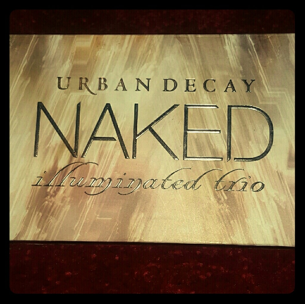 Urban Decay NAKED Illuminated Trio Highlighter