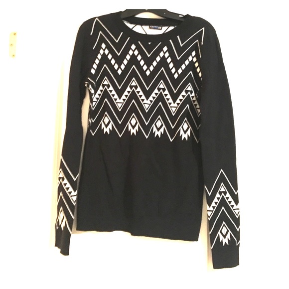 Black crew neck sweater with white Aztec print - Picture 1 of 2