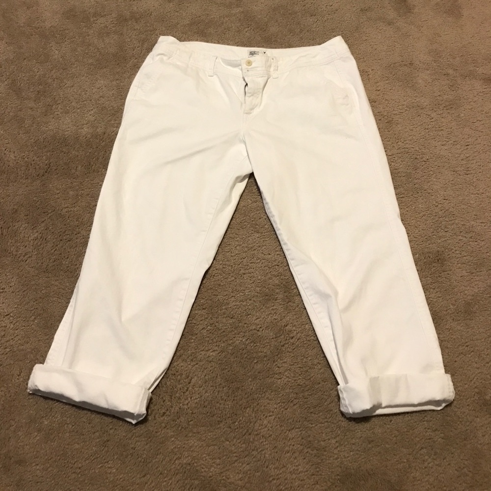 Skinny crop white jean