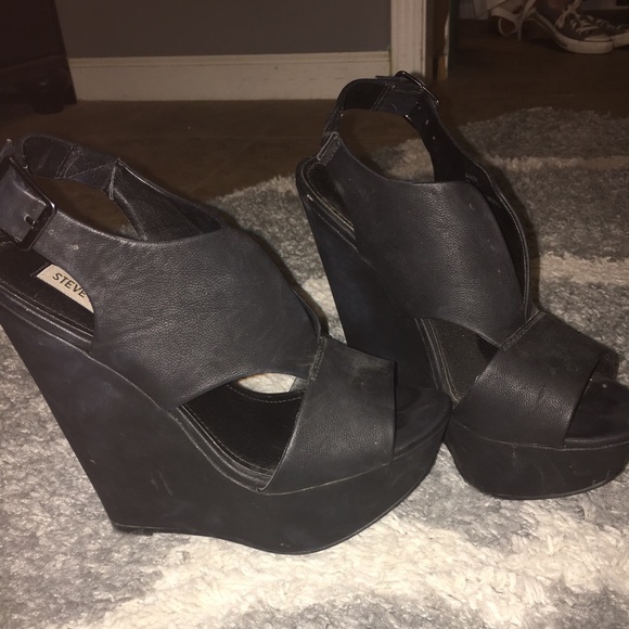 Steve Madden Xander Wedges - Picture 2 of 6