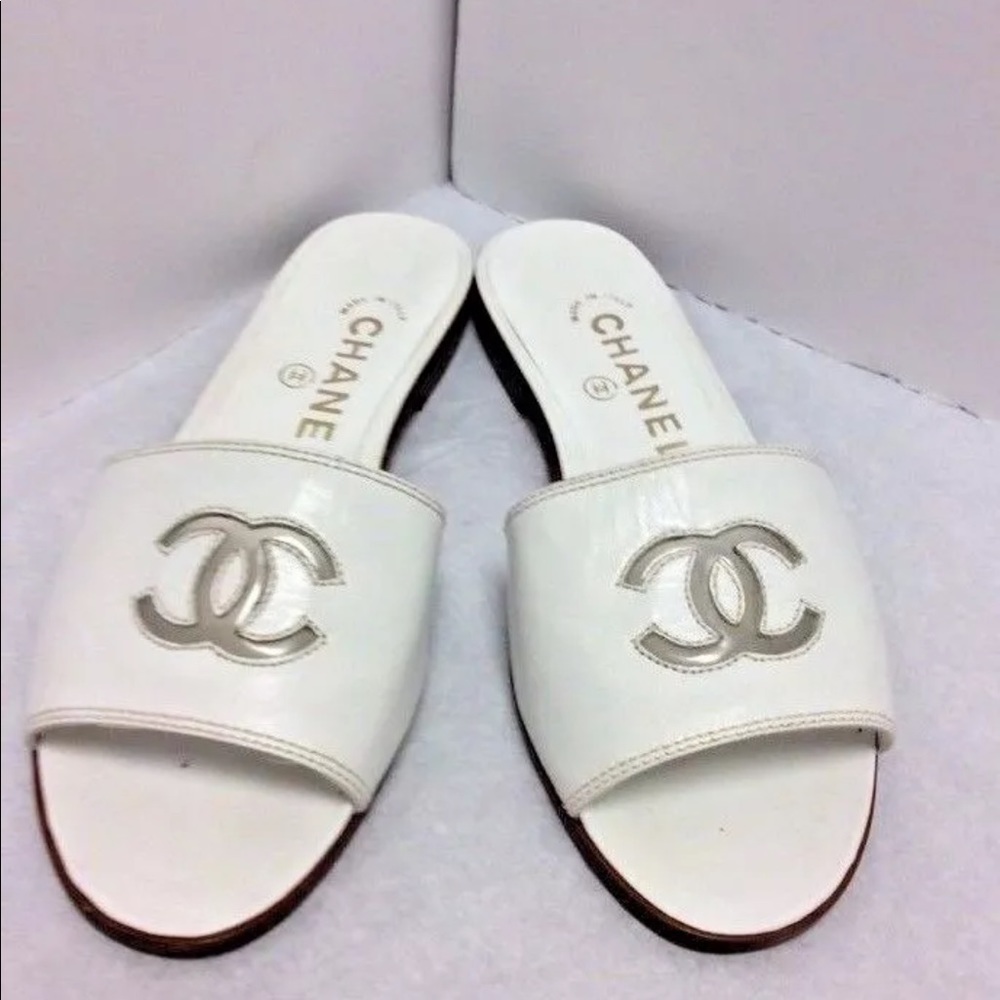 ♦️Sold♦️Chanel White Slides With See-thru CC's 35