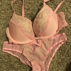 Victoria's Secret Set