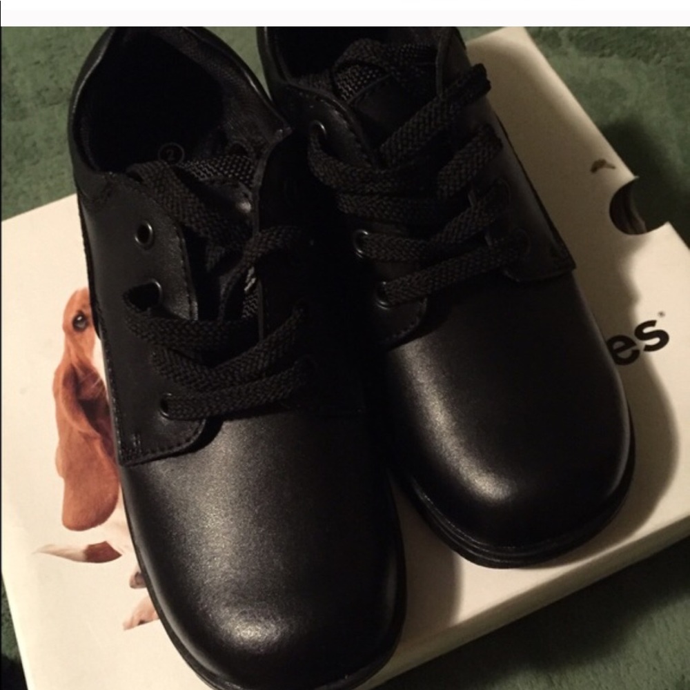 Boys hush puppies school shoes