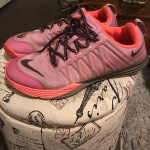 Nike lunar cross element