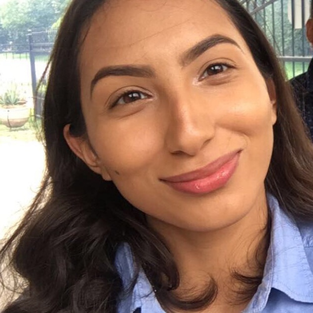 Meet your Posher, Sandy