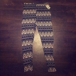 Patterned leggings