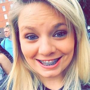 Meet your Posher, Tiffani