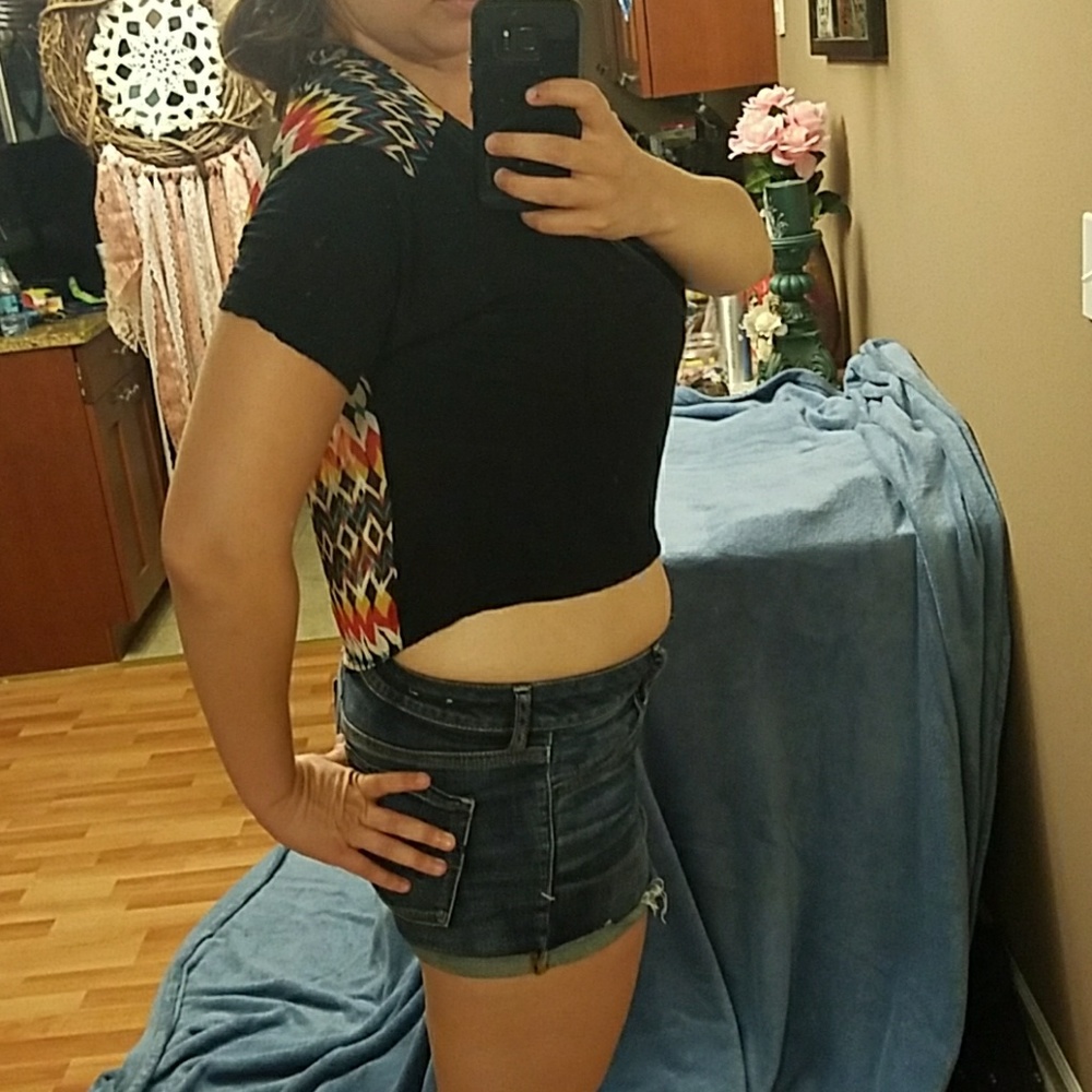 Crop top