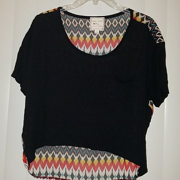 Crop top - Picture 3 of 6