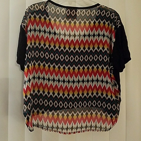 Crop top - Picture 5 of 6