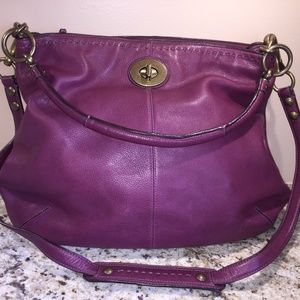 COACH HAMPTONS LEATHER XL HOBO