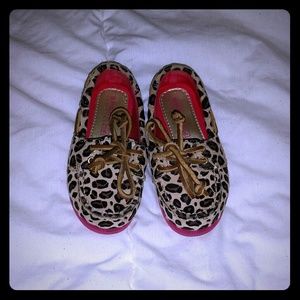 Cheetah print sperrys!