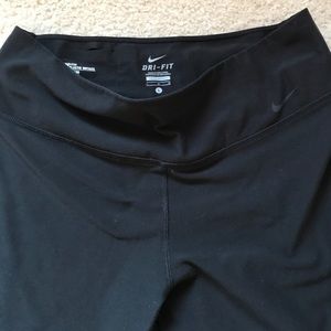 Nike Dri-fit black capris bottoms