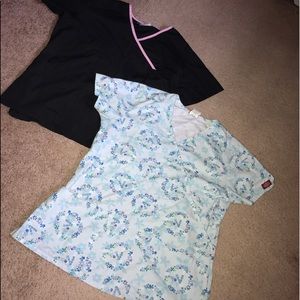 2 small scrub tops