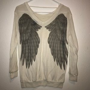 WING BACK LONG SLEEVE TOP