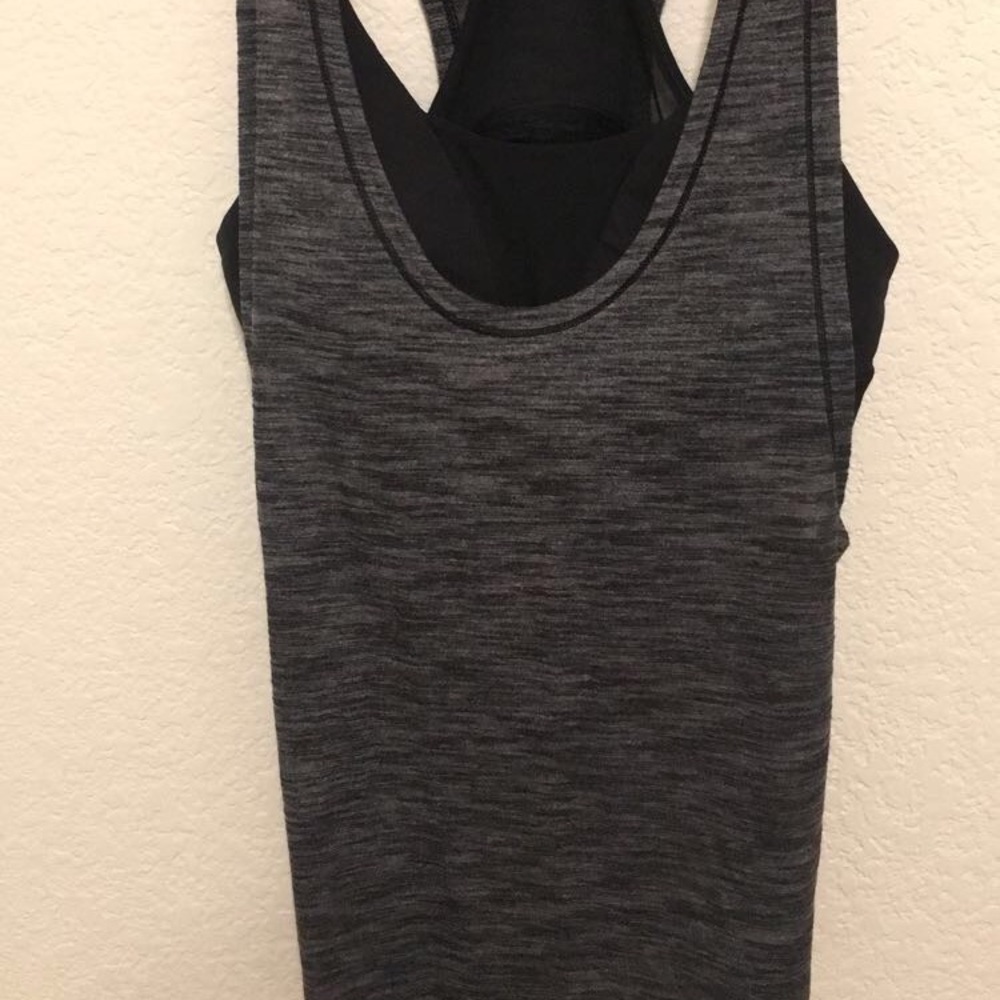 Lululemon workout tank top