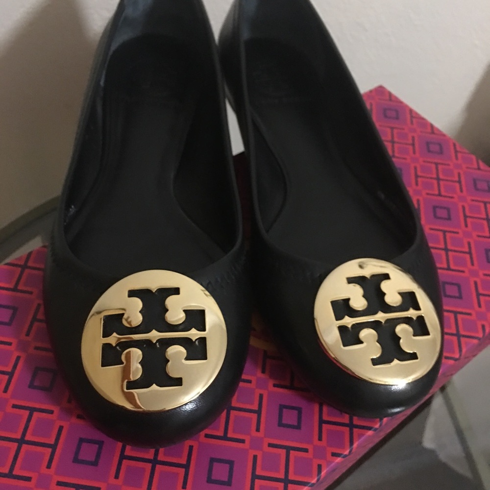 Authentic Tory Burch Reva Flats 5.5