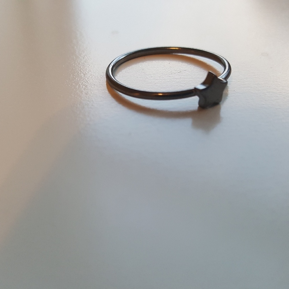 Beautiful Ladies Ring