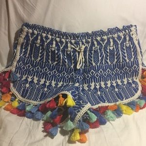 Darling tassel cover up shorts! Size L/run small!