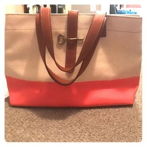 Fossil Tote