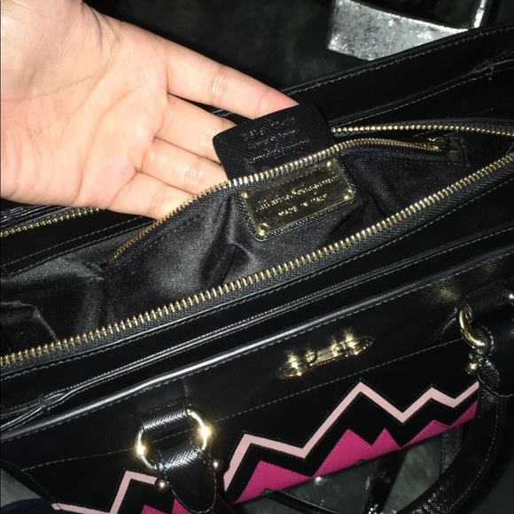 Handbag - Picture 3 of 7