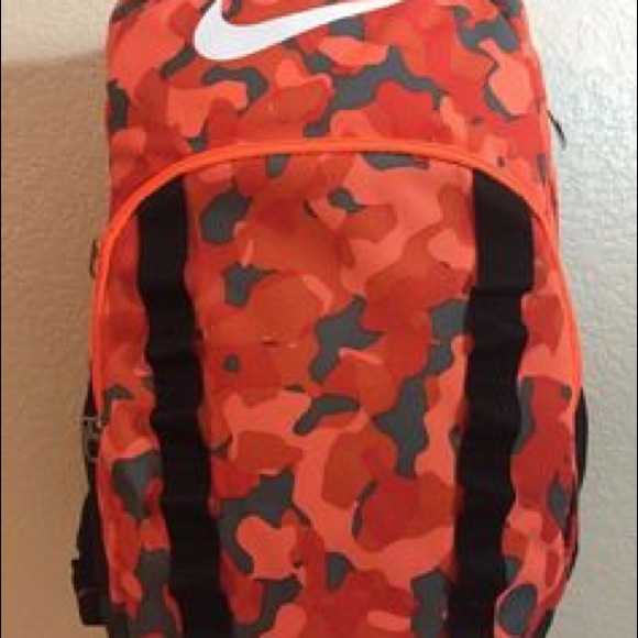 nike camouflage backpack