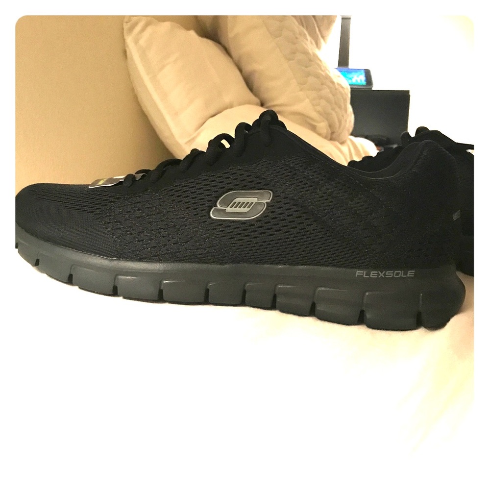 Men's Skechers flex sole size 11