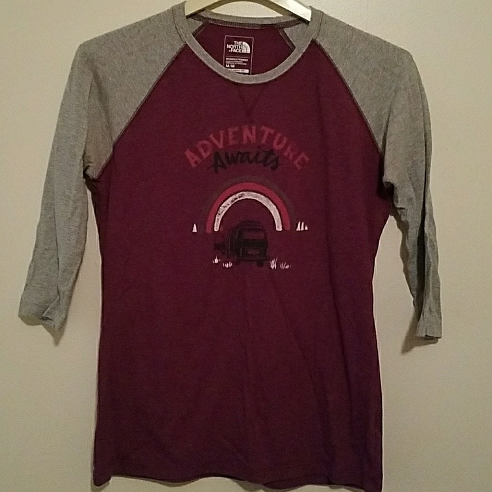 The North Face 3/4 sleeve Shirt