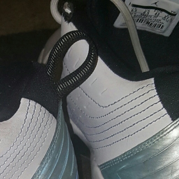Jordans for $20 main image 4