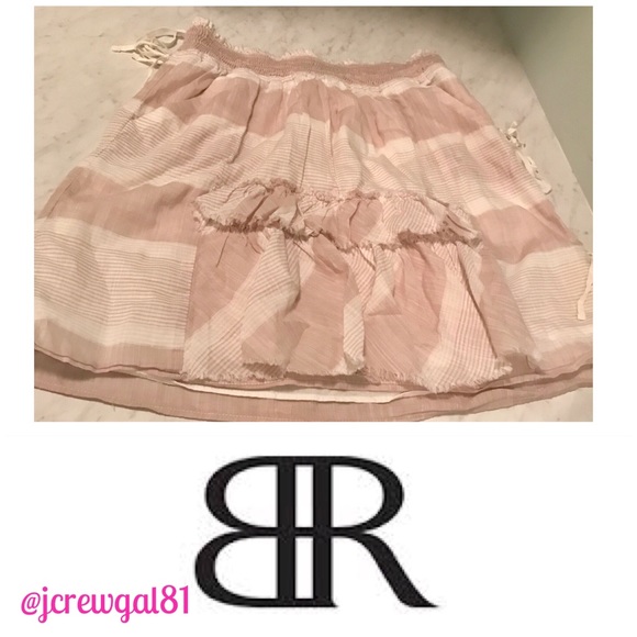 Banana Republic light weight beige and white skirt - Picture 3 of 6