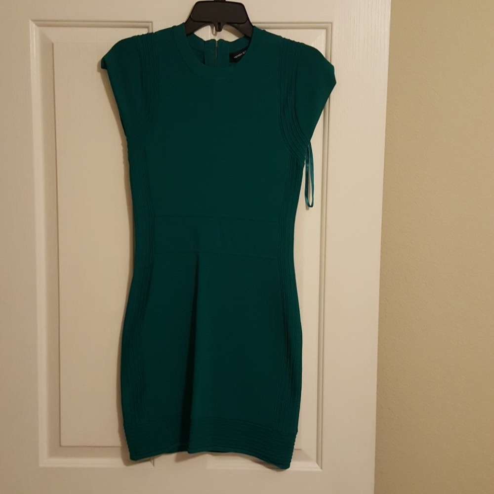 Dress - Picture 2 of 3