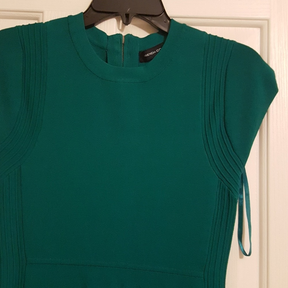 Dress - Picture 3 of 3