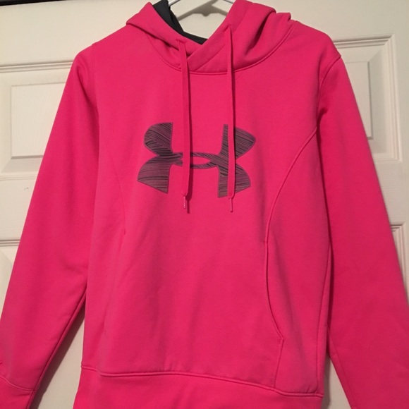 Under Armour Jackets & Blazers - Hoodie