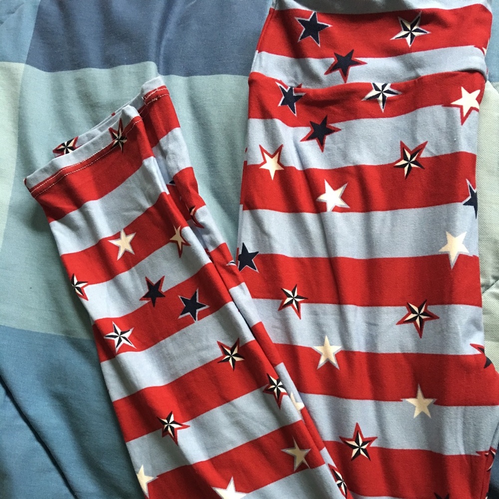LulaRoe OS Americana leggings