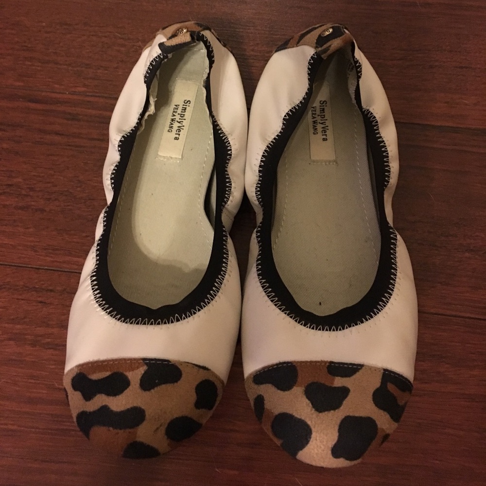 Vera Wang Flats