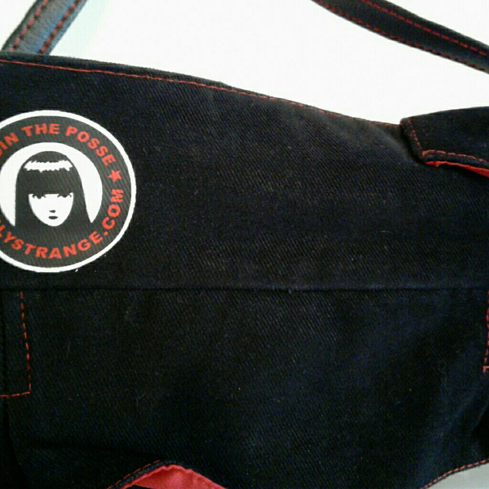 EMILY THE STRANGE PURSE