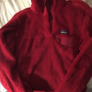 BARELY WORN red Patagonia women's pullover small