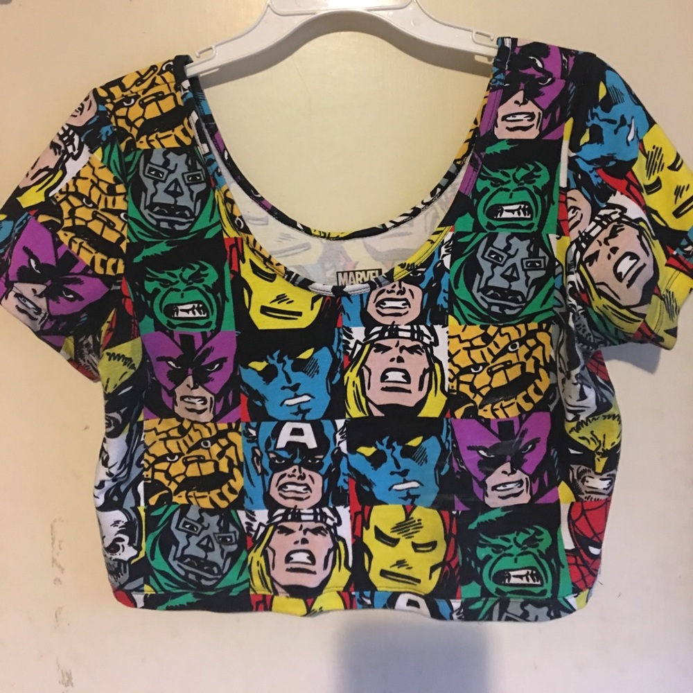 Crop top