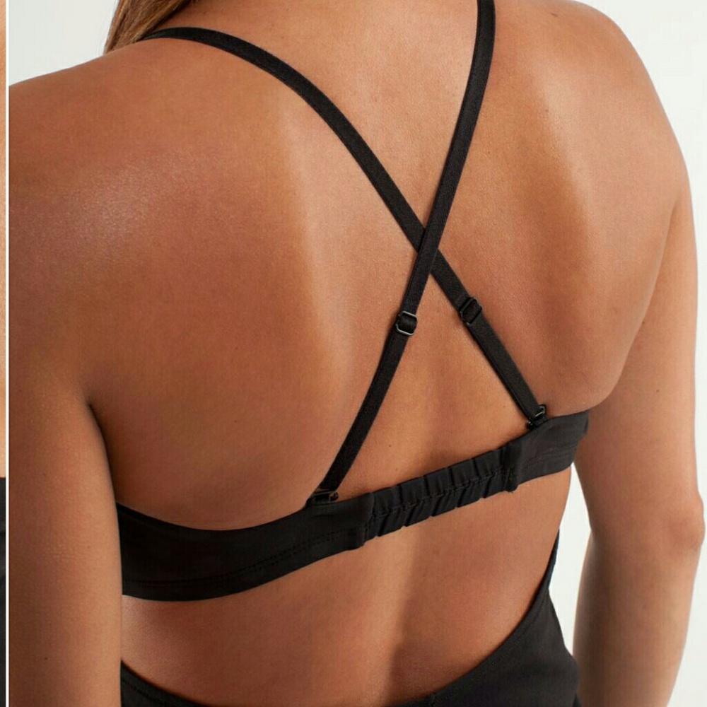 Lululemon Hot but Not Tank - Picture 3 of 5