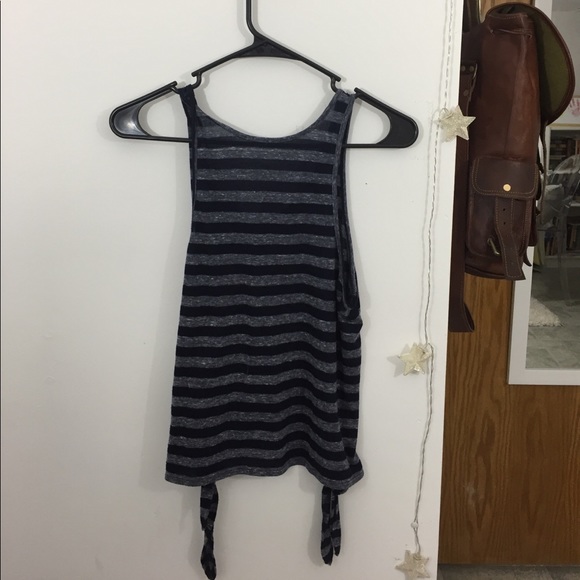 'Aero' tank top - Picture 2 of 2